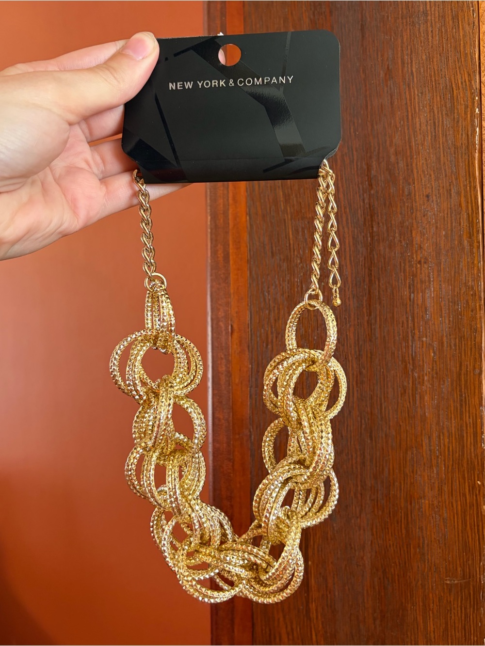 NWT-New York & Company vintage chunky chain link choker style statement necklace